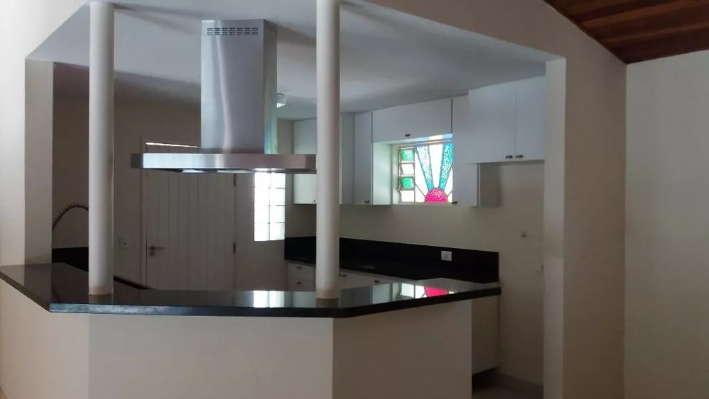 Casa à venda com 4 quartos, 2070m² - Foto 5