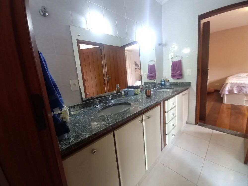Casa de Condomínio à venda com 5 quartos, 302m² - Foto 7