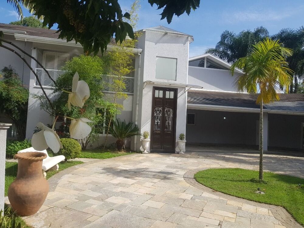 Casa de Condomínio à venda e aluguel com 4 quartos, 880m² - Foto 1