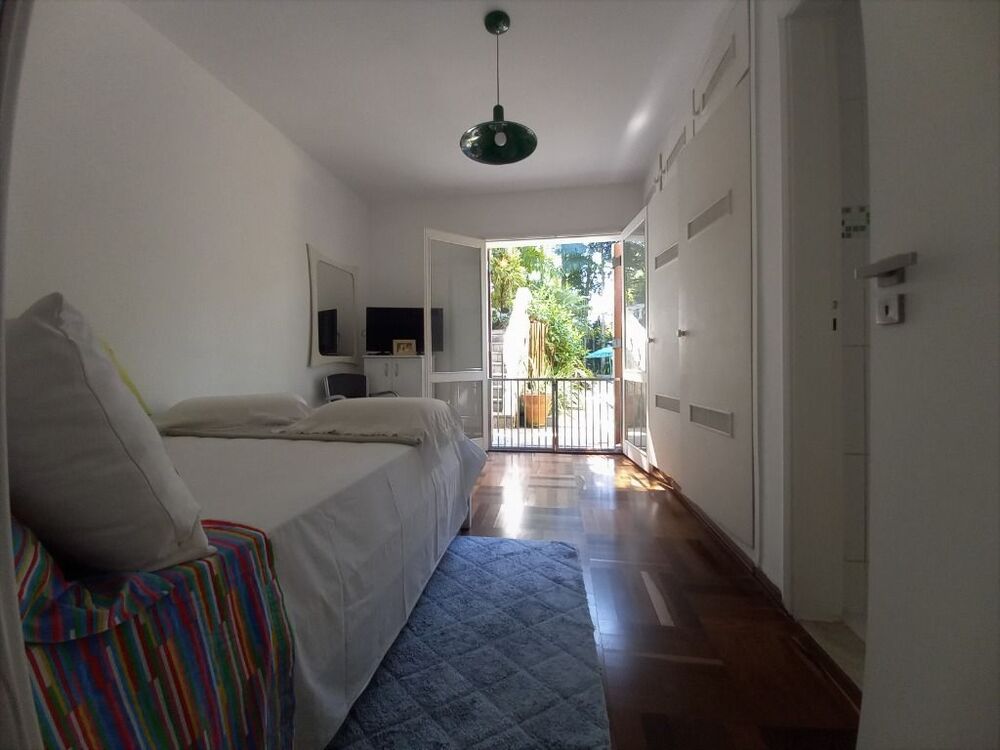 Casa de Condomínio à venda e aluguel com 5 quartos, 553m² - Foto 4