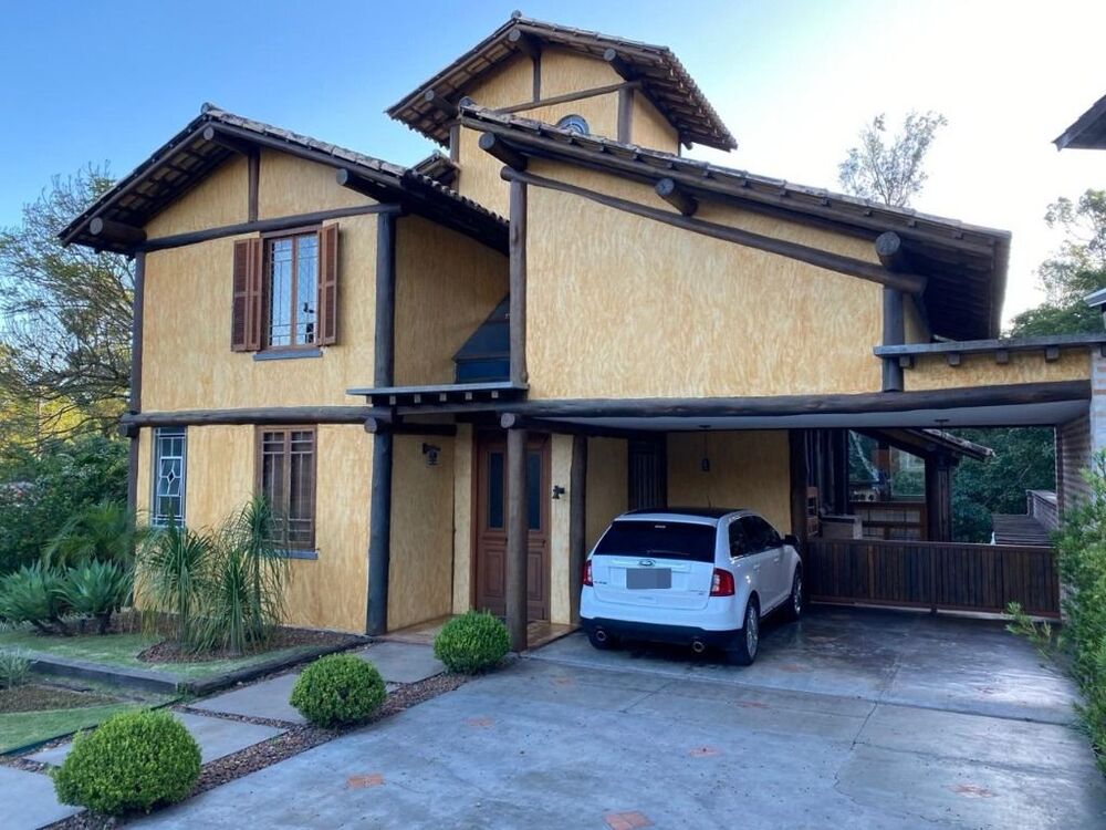 Casa de Condomínio à venda com 4 quartos, 273m² - Foto 1
