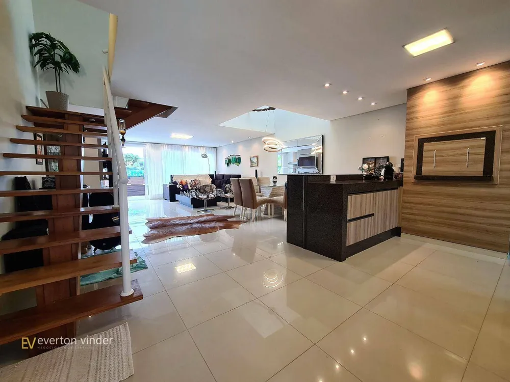 Sobrado, 3 quartos, 220 m² - Foto 2