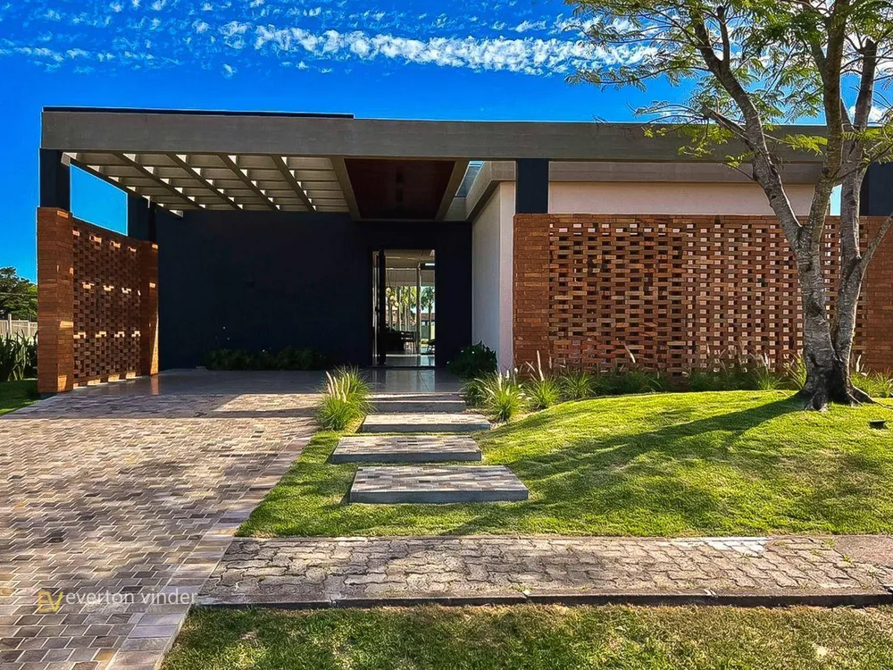 Casa, 4 quartos, 310 m² - Foto 1