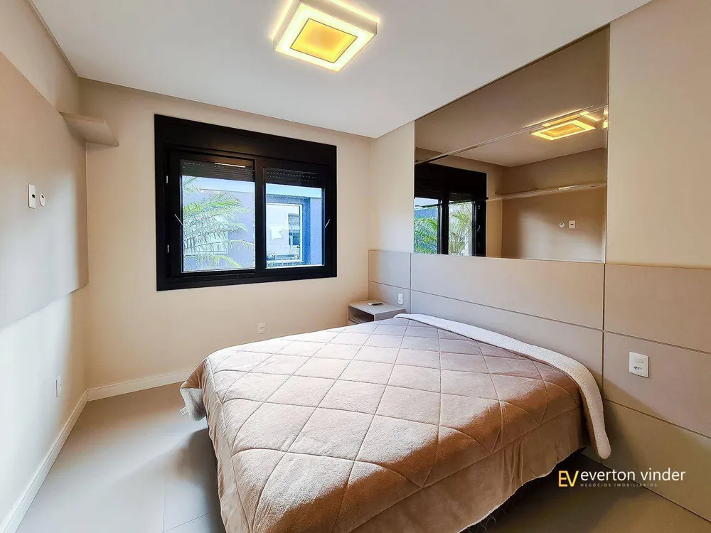 Casa, 4 quartos, 204 m² - Foto 2