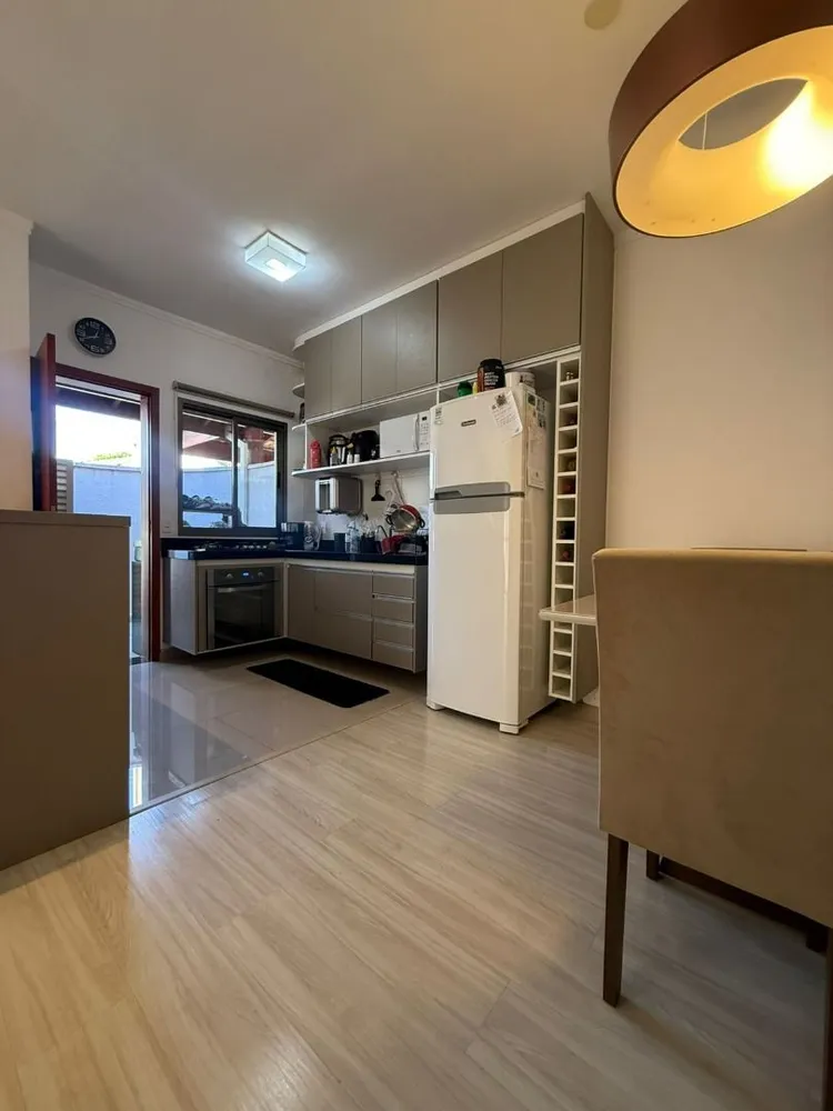 Casa, 3 quartos, 130 m² - Foto 2