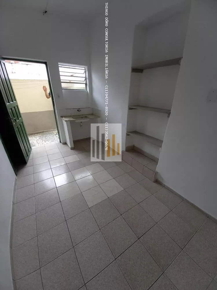 Casa para alugar com 1 quarto, 25m² - Foto 1