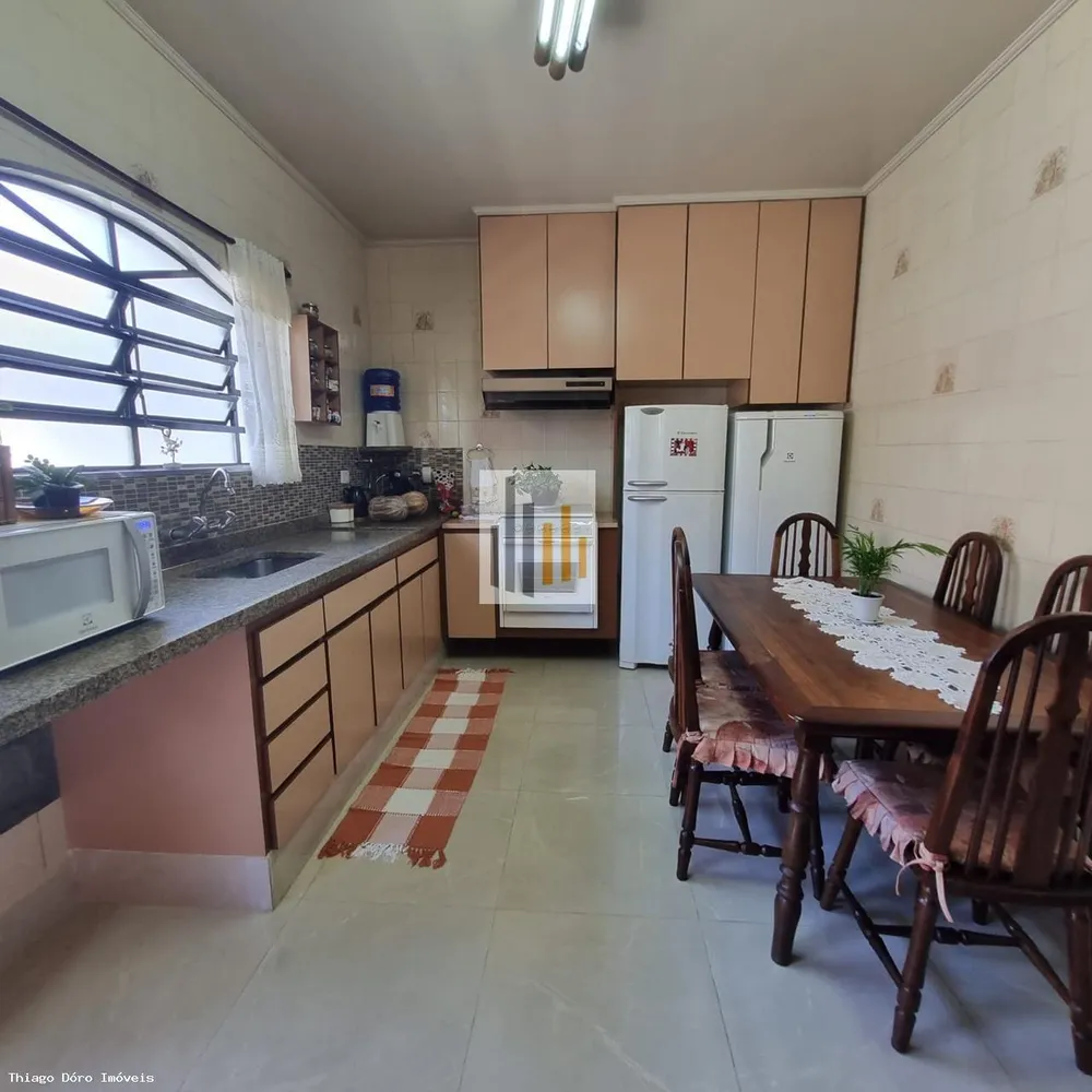 Casa, 3 quartos, 195 m² - Foto 11