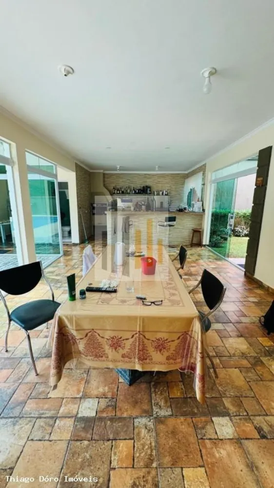 Casa, 3 quartos, 250 m² - Foto 3