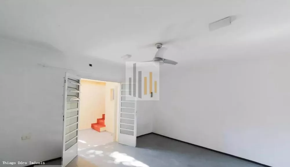 Casa à venda com 3 quartos, 124m² - Foto 4