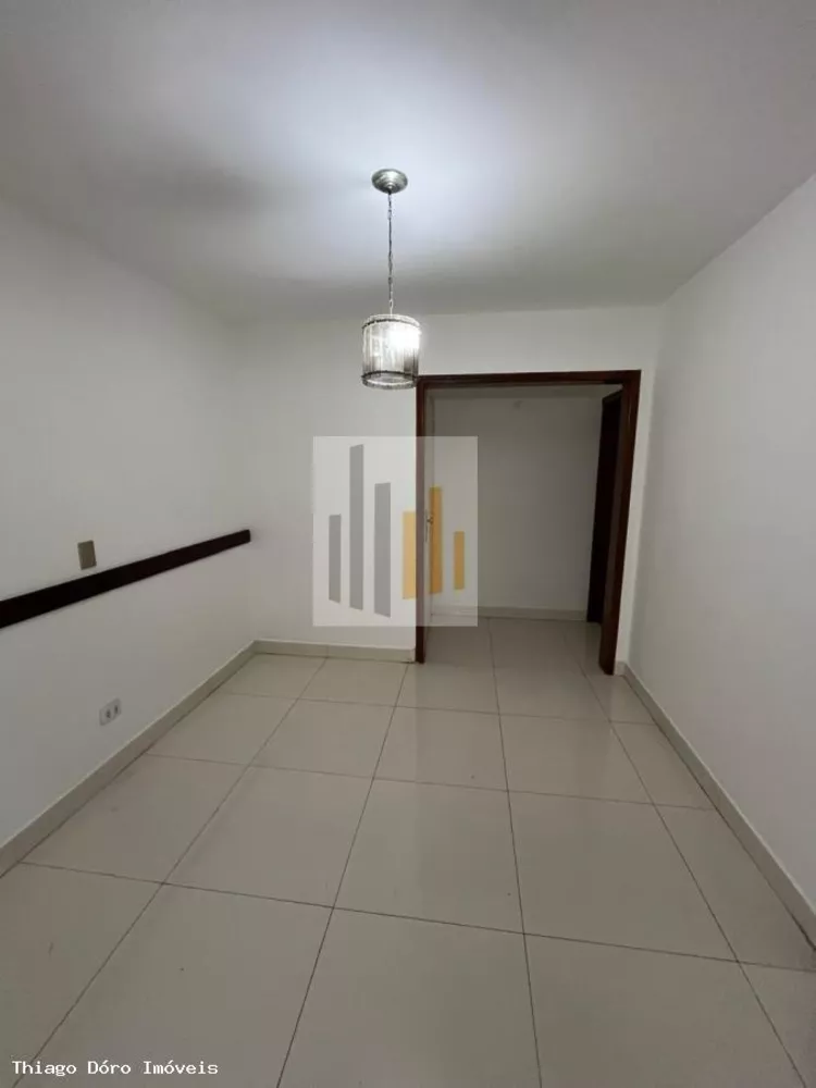 Apartamento para alugar com 3 quartos, 70m² - Foto 4