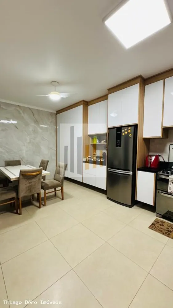 Casa, 4 quartos, 255 m² - Foto 11