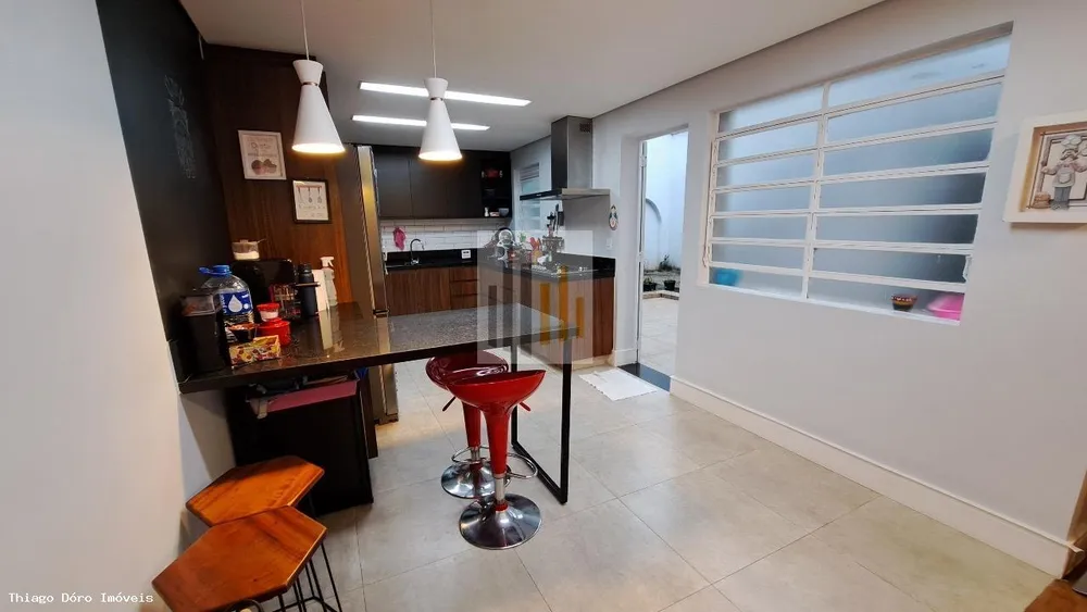 Casa, 3 quartos, 200 m² - Foto 4