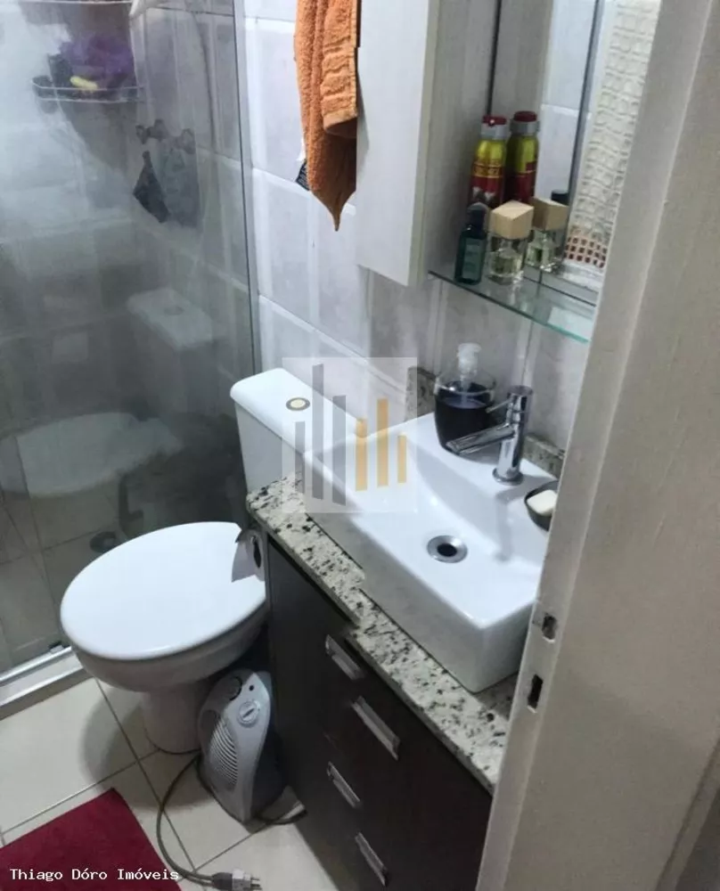 Apartamento à venda com 2 quartos, 60m² - Foto 5