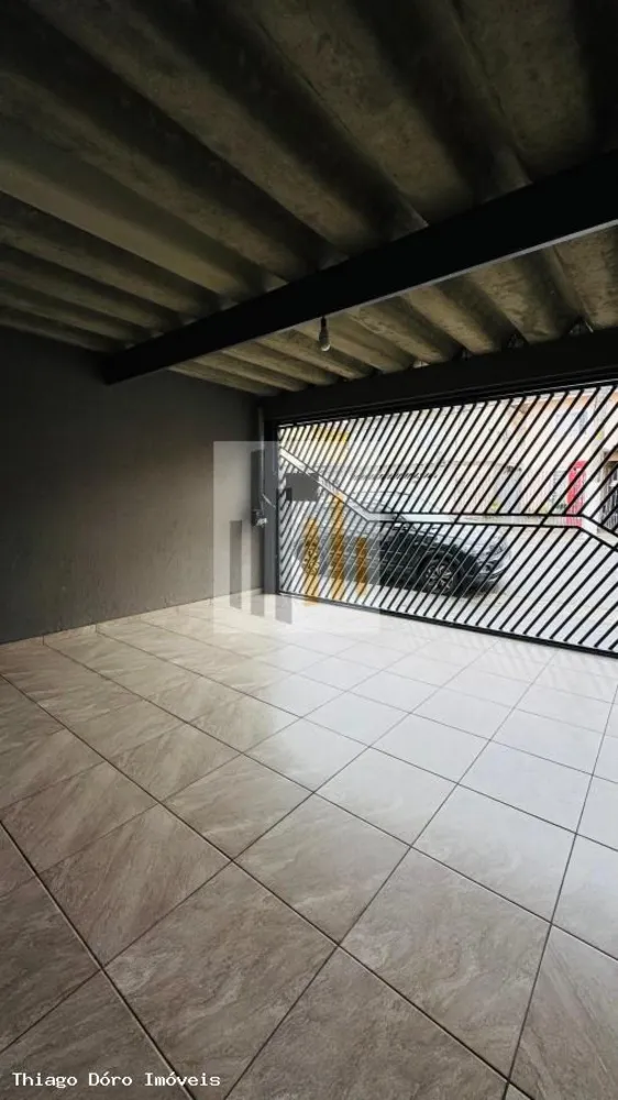 Sobrado, 3 quartos, 240 m² - Foto 2