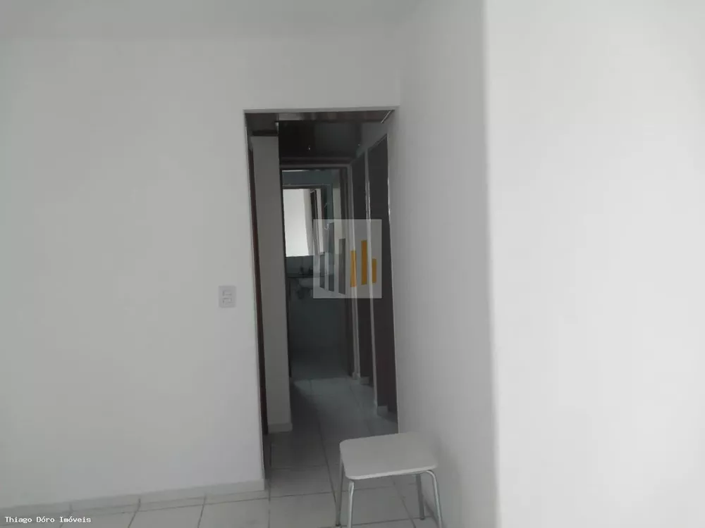 Apartamento à venda com 2 quartos, 48m² - Foto 4