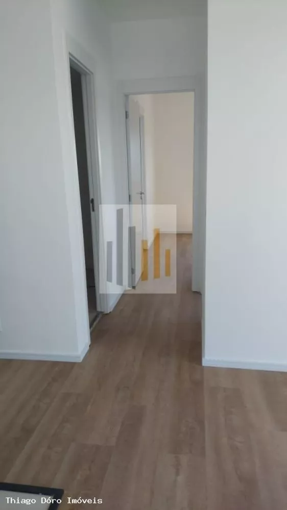 Apartamento à venda com 2 quartos, 58m² - Foto 2