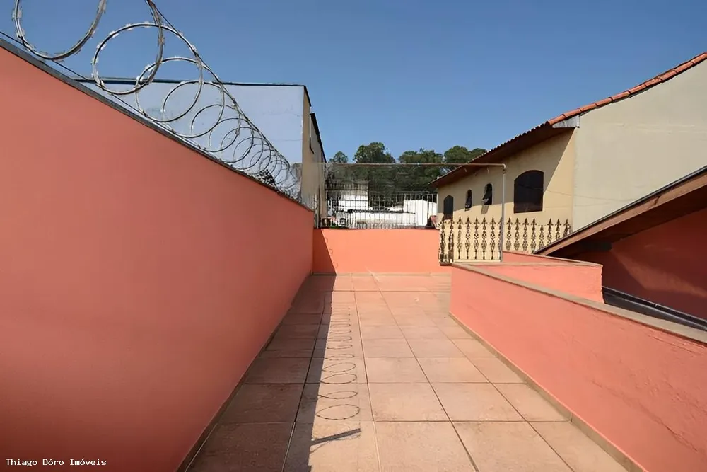Casa, 3 quartos, 200 m² - Foto 1