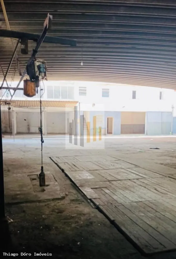 Depósito-Galpão, 946 m² - Foto 1