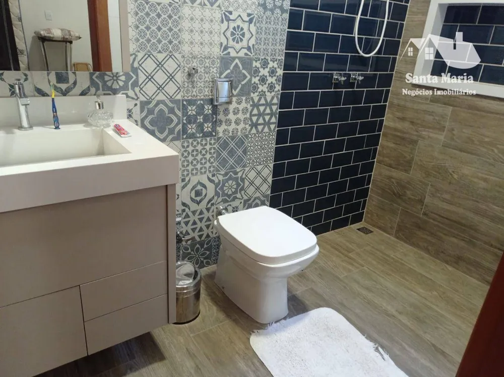 Casa, 3 quartos, 259 m² - Foto 2