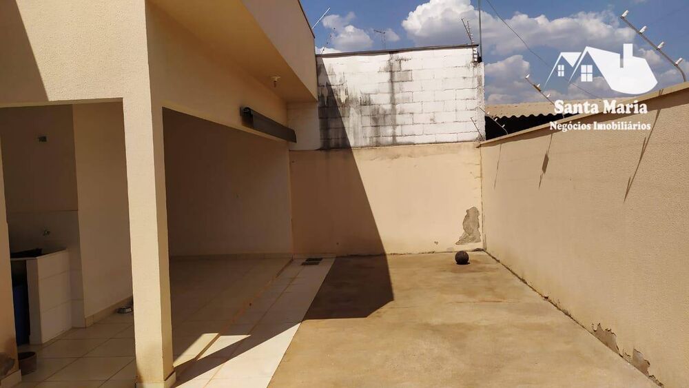 Casa, 3 quartos, 142 m² - Foto 3