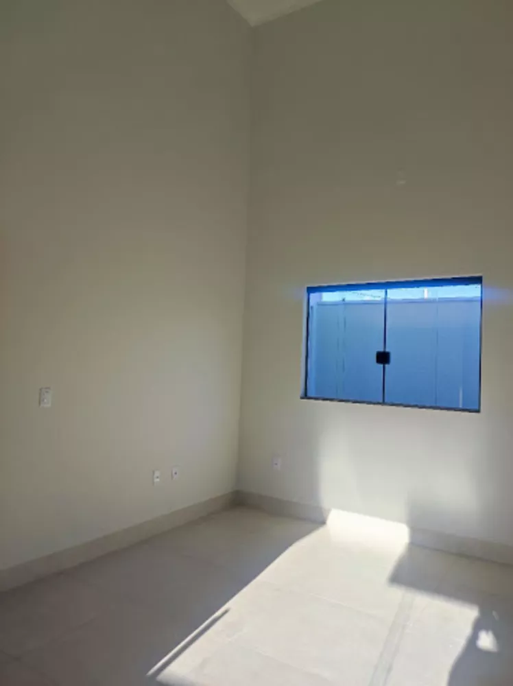 Casa à venda com 3 quartos, 103m² - Foto 2