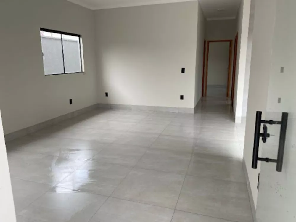 Casa à venda com 3 quartos, 125m² - Foto 4