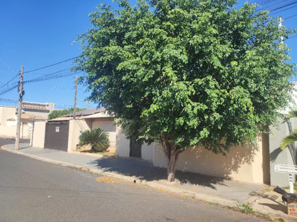 Casa, 3 quartos, 194 m² - Foto 1