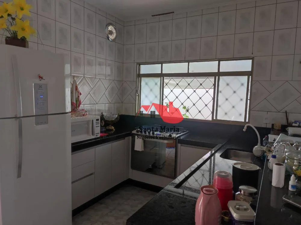 Casa, 3 quartos, 155 m² - Foto 2