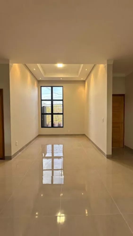 Casa à venda com 3 quartos, 140m² - Foto 3