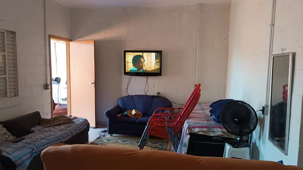 Sítio, 2 quartos, 1000 m² - Foto 1
