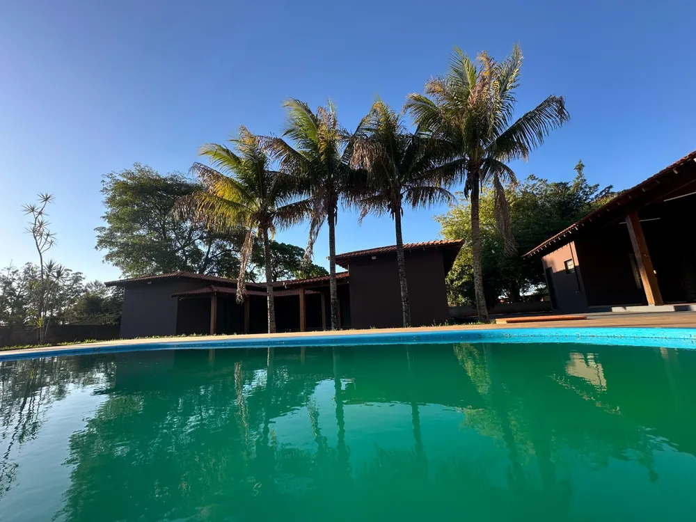 Chácara, 4 quartos, 4640 m² - Foto 1