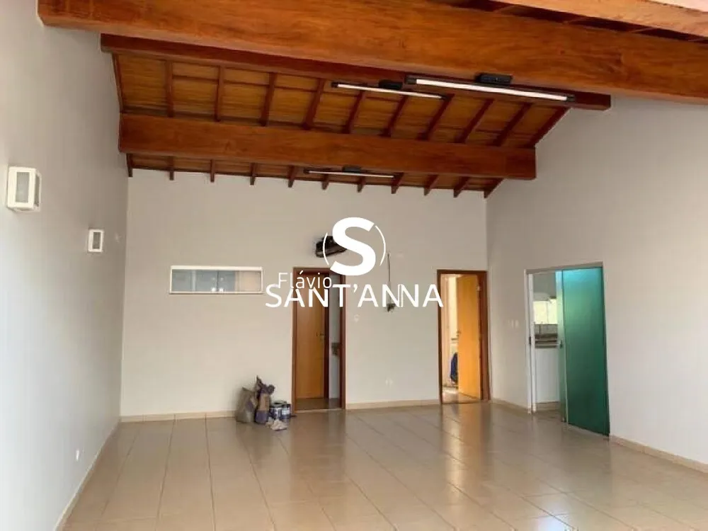 Casa, 3 quartos, 242 m² - Foto 3