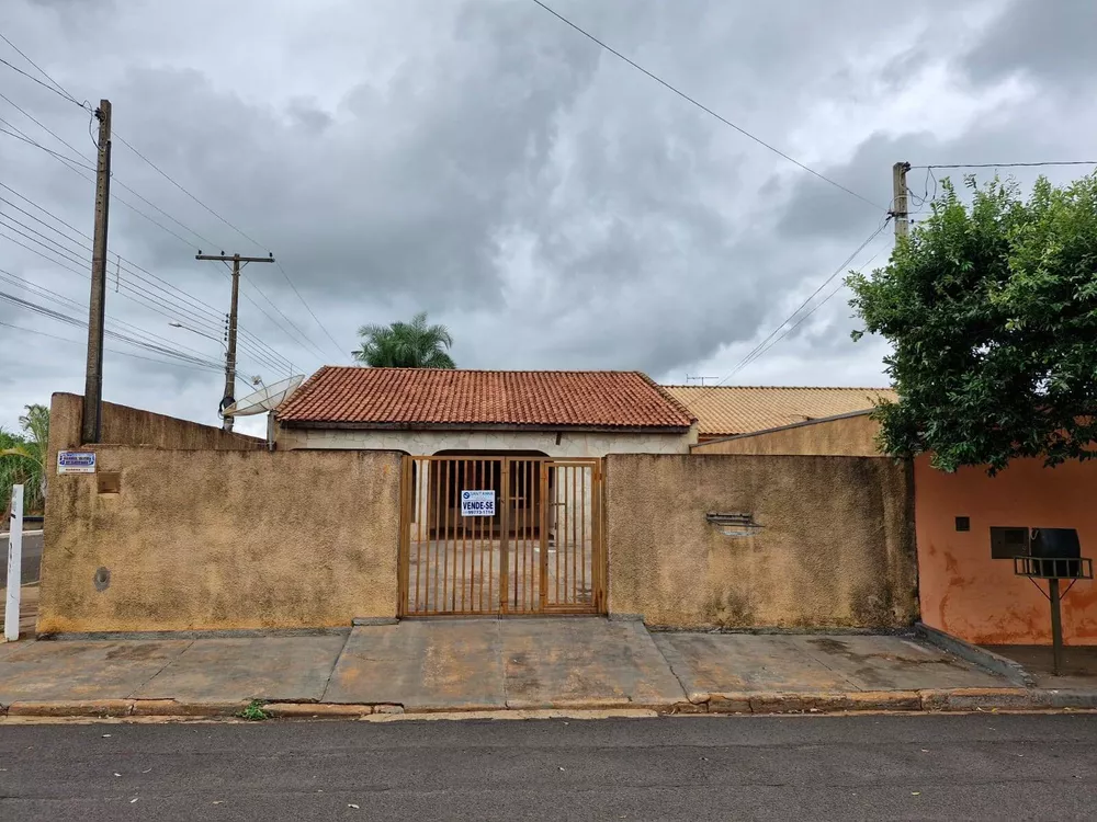 Casa, 3 quartos, 180 m² - Foto 1
