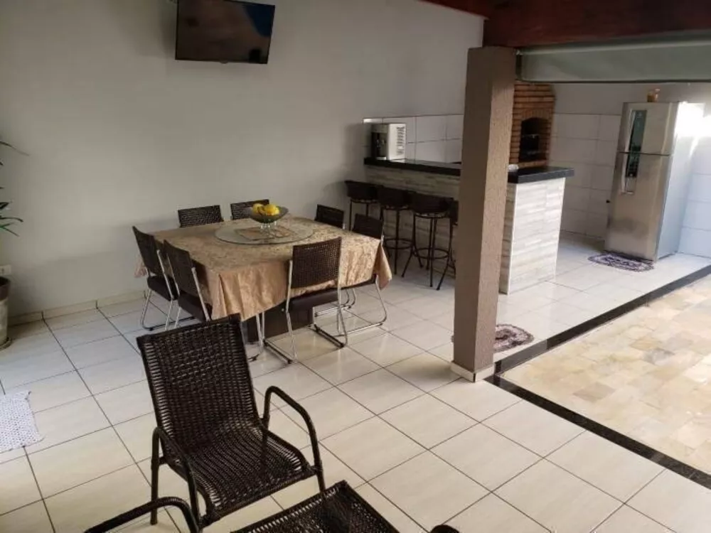 Casa, 2 quartos, 242 m² - Foto 8