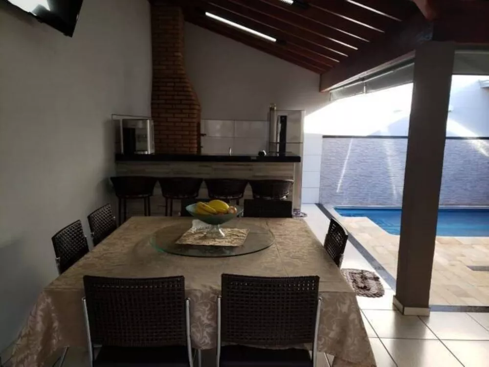 Casa, 2 quartos, 242 m² - Foto 10