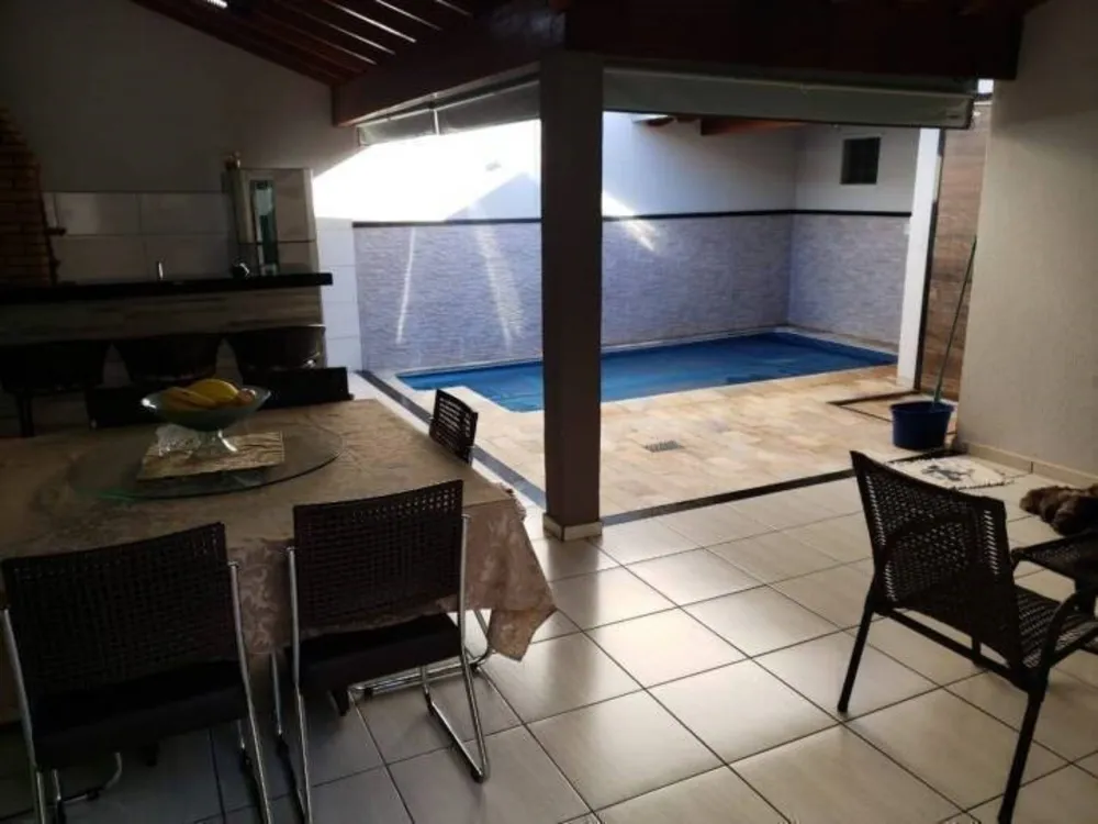 Casa, 2 quartos, 242 m² - Foto 13