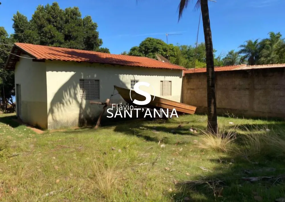 Chácara, 2 quartos, 1232 m² - Foto 1