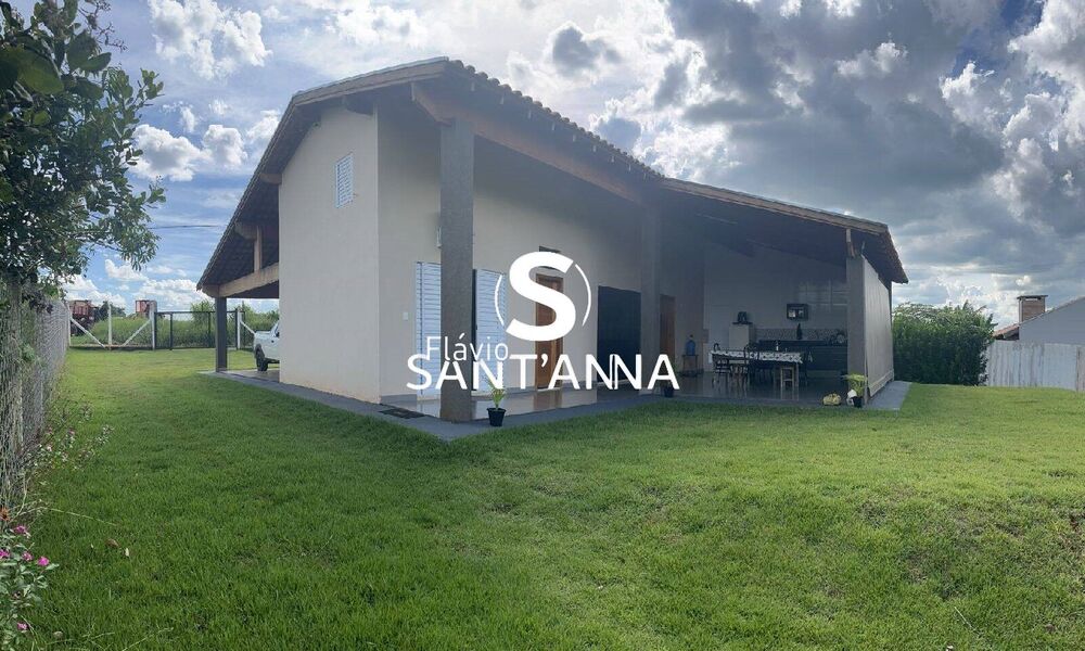 Chácara à venda com 2 quartos, 950m² - Foto 1