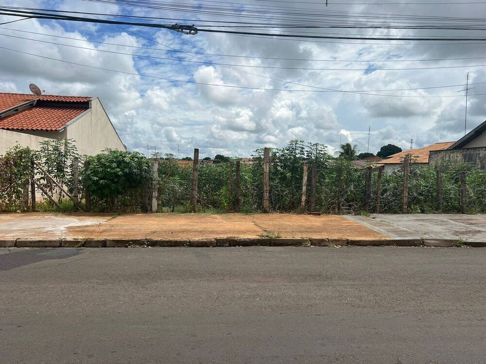 Terreno, 300 m² - Foto 1