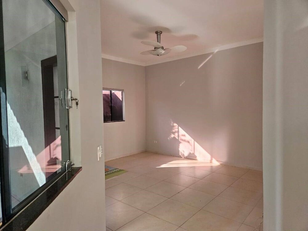 Casa, 3 quartos, 260 m² - Foto 2