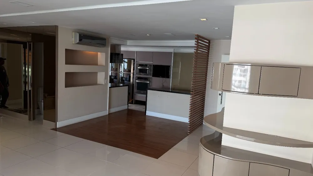 Apartamento, 3 quartos, 157 m² - Foto 1
