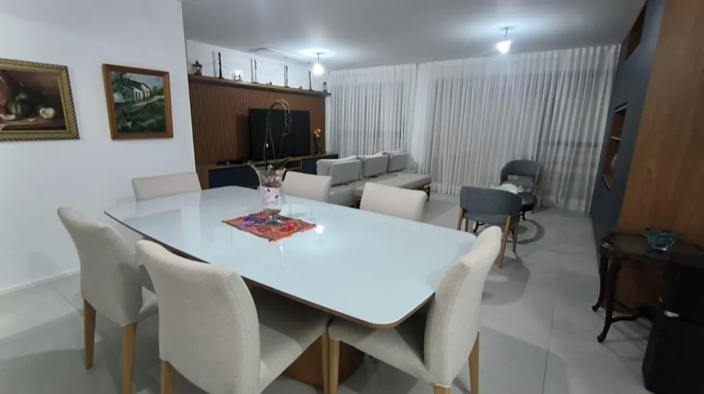 Apartamento, 3 quartos, 153 m² - Foto 1