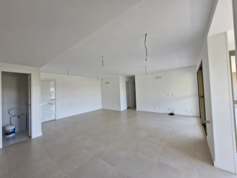 Apartamento, 3 quartos, 121 m² - Foto 2