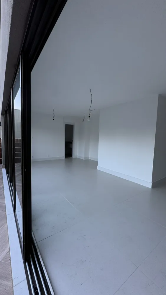Apartamento, 4 quartos, 191 m² - Foto 2