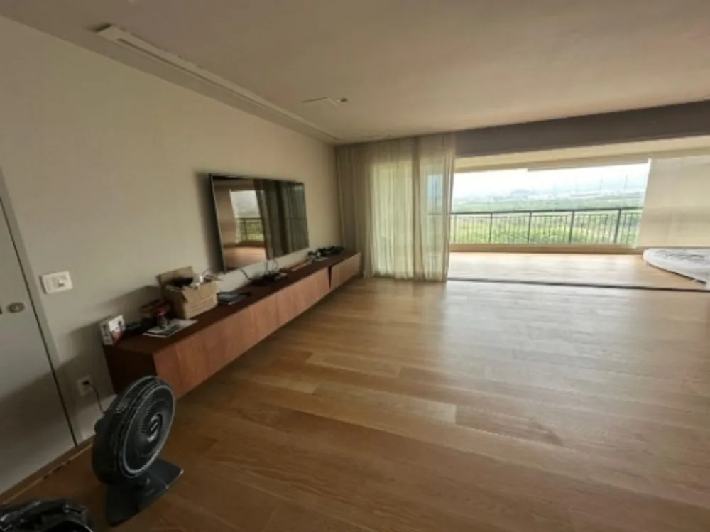 Apartamento, 3 quartos, 192 m² - Foto 1
