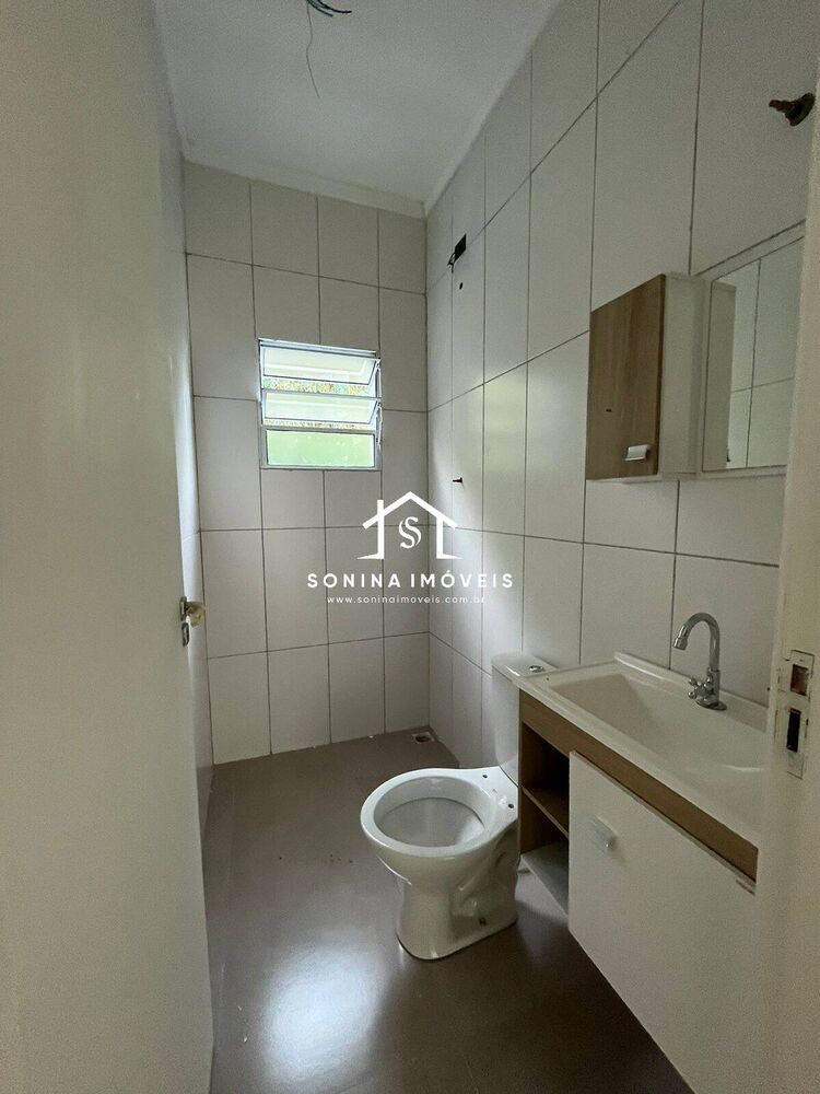Casa à venda com 2 quartos, 69m² - Foto 9