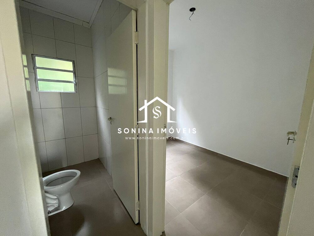 Casa à venda com 2 quartos, 69m² - Foto 8