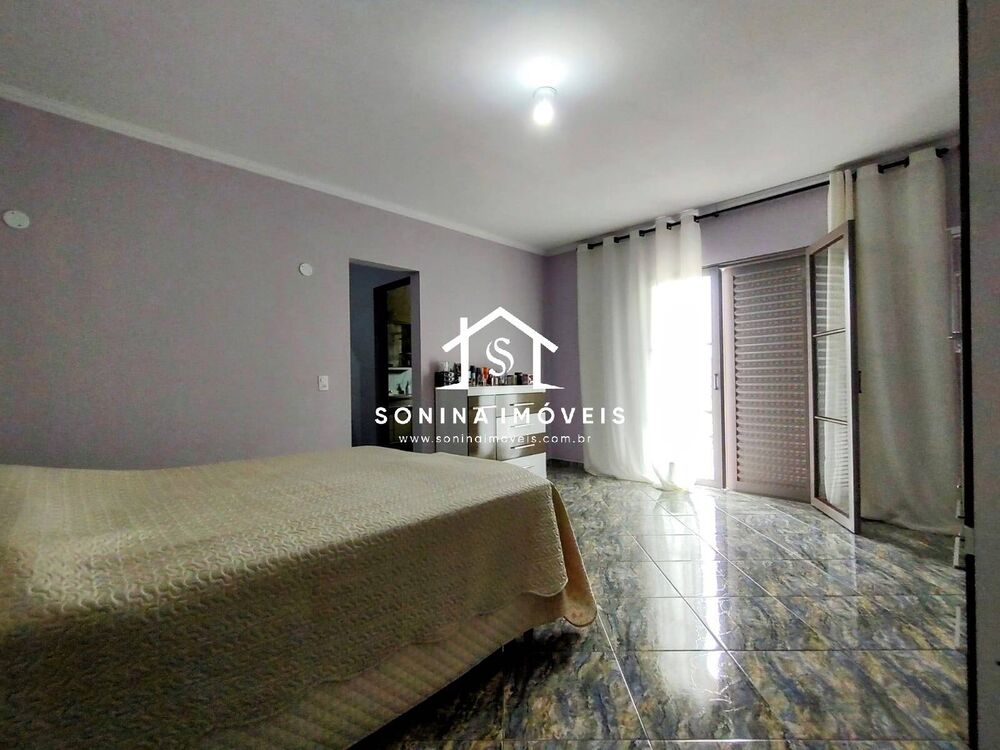 Casa à venda com 3 quartos, 160m² - Foto 4