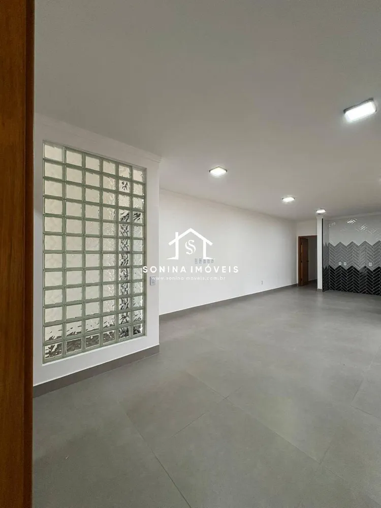 Casa, 3 quartos, 272 m² - Foto 2