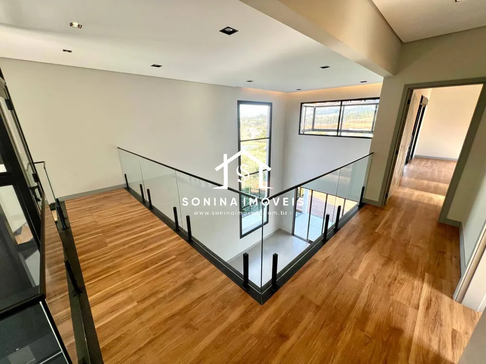 Casa, 3 quartos, 290 m² - Foto 1